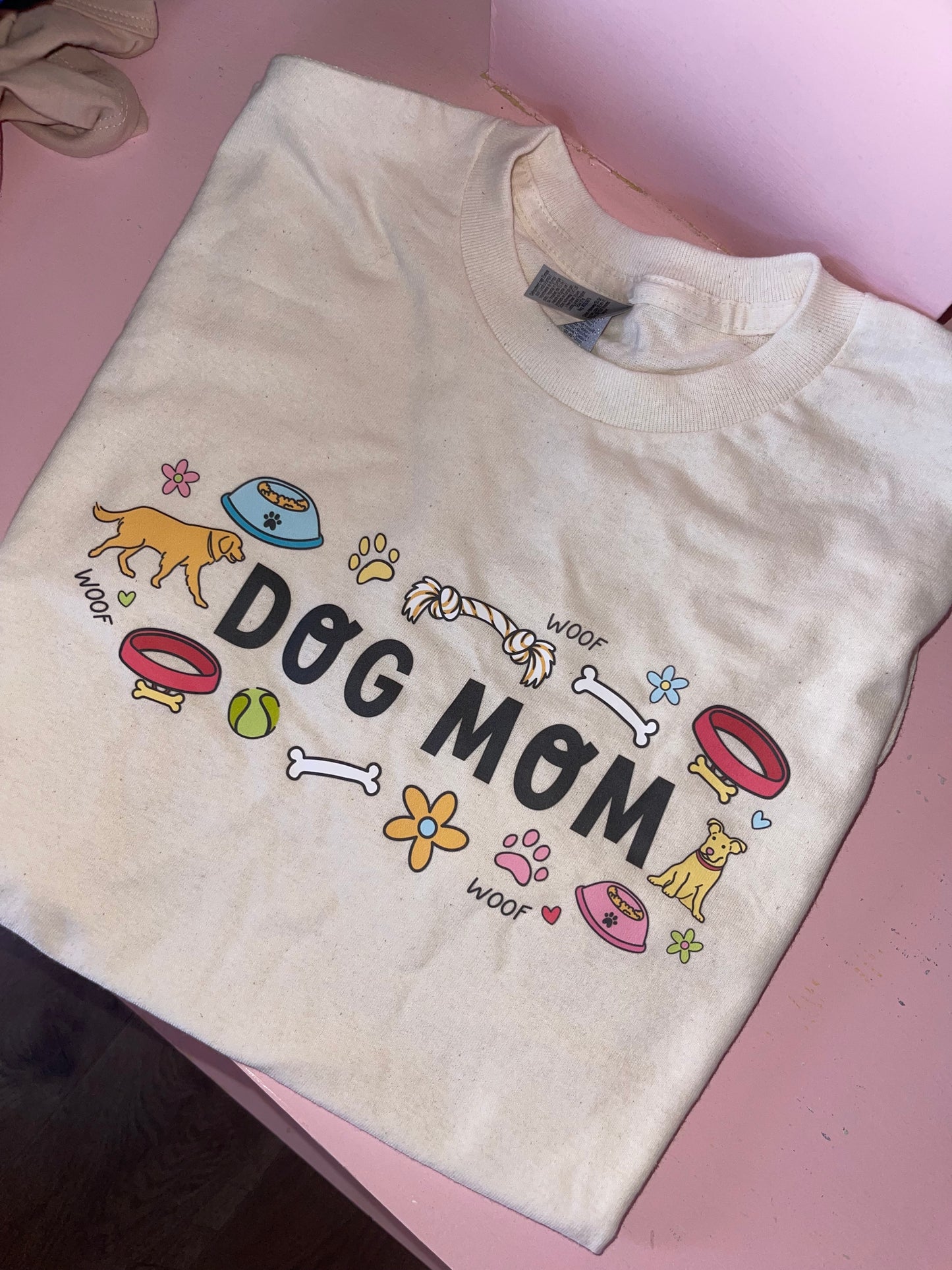 Dog Mom Tee